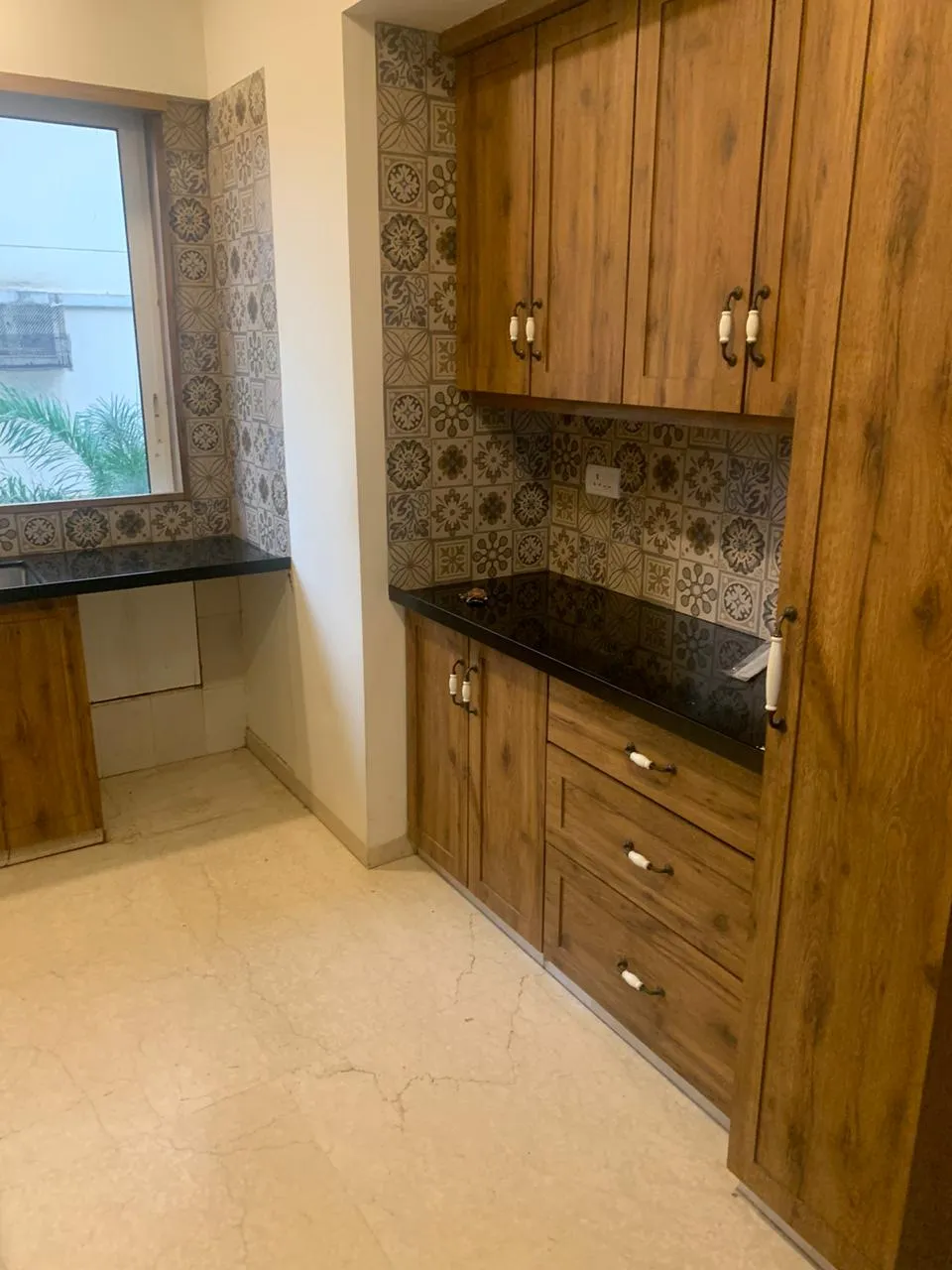 4 BHK Flats on Rent in Fairmont, Khar West