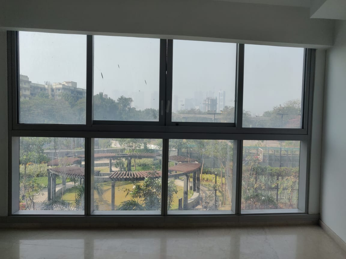 4 BHK Semi-Furnished in Island City Centre 2 , Dadar East