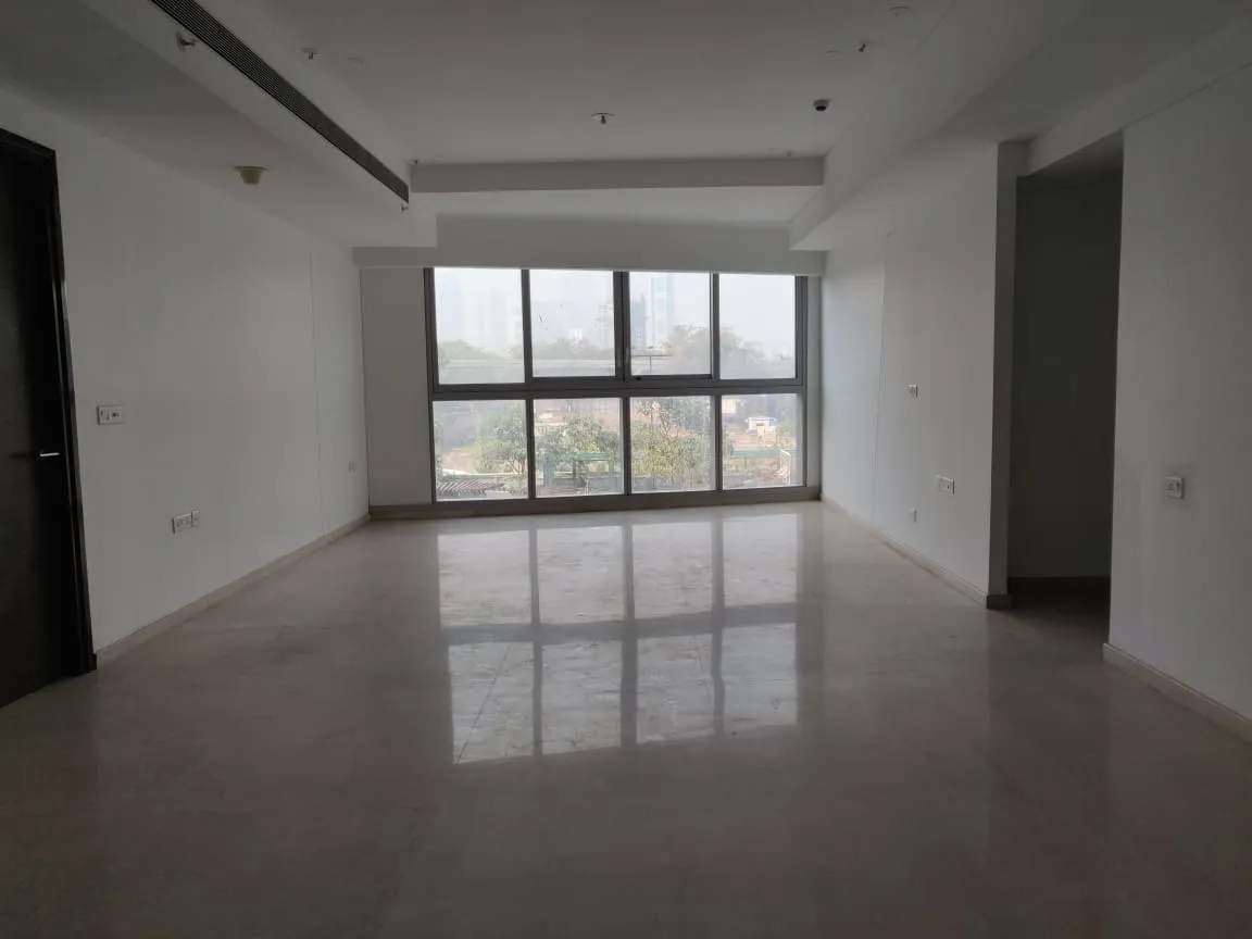 4 BHK Flats for Sale in Island City Centre 2, Dadar East