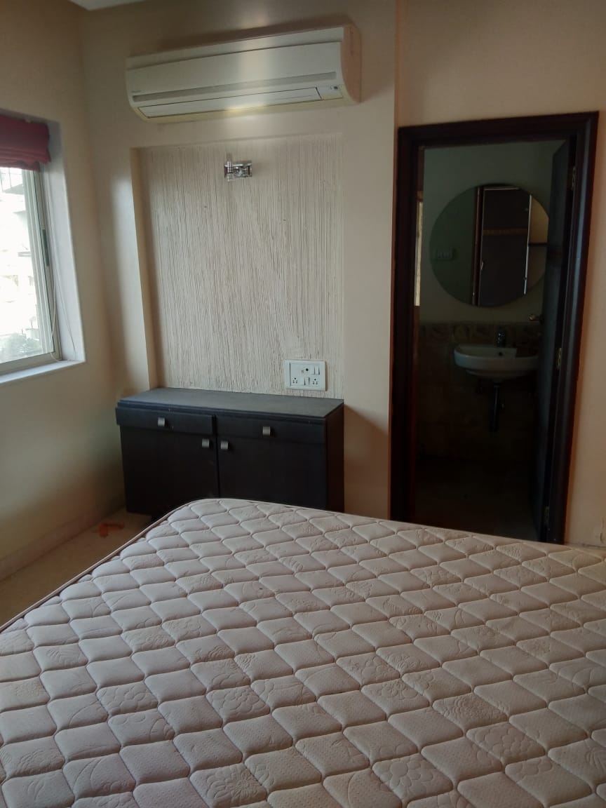 Building3 - Breezy Heights, Bandra West