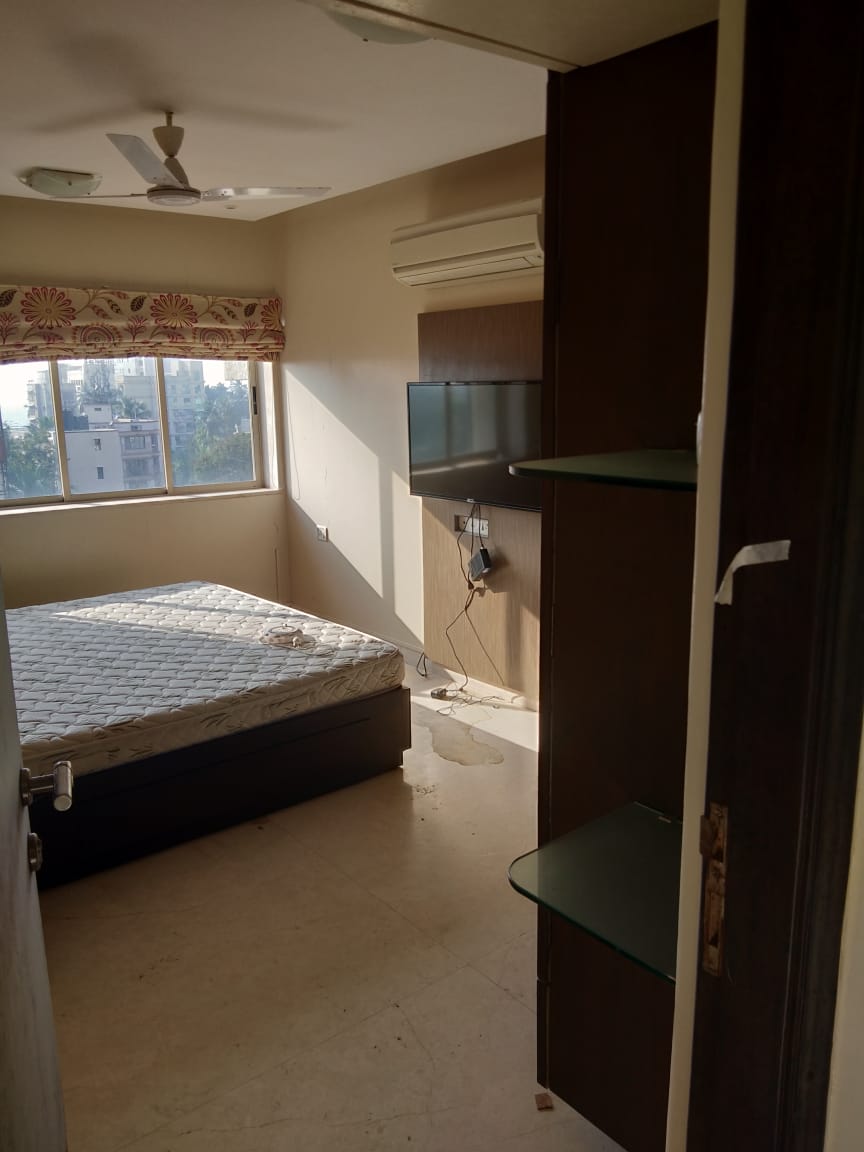 Building4 - Breezy Heights, Bandra West