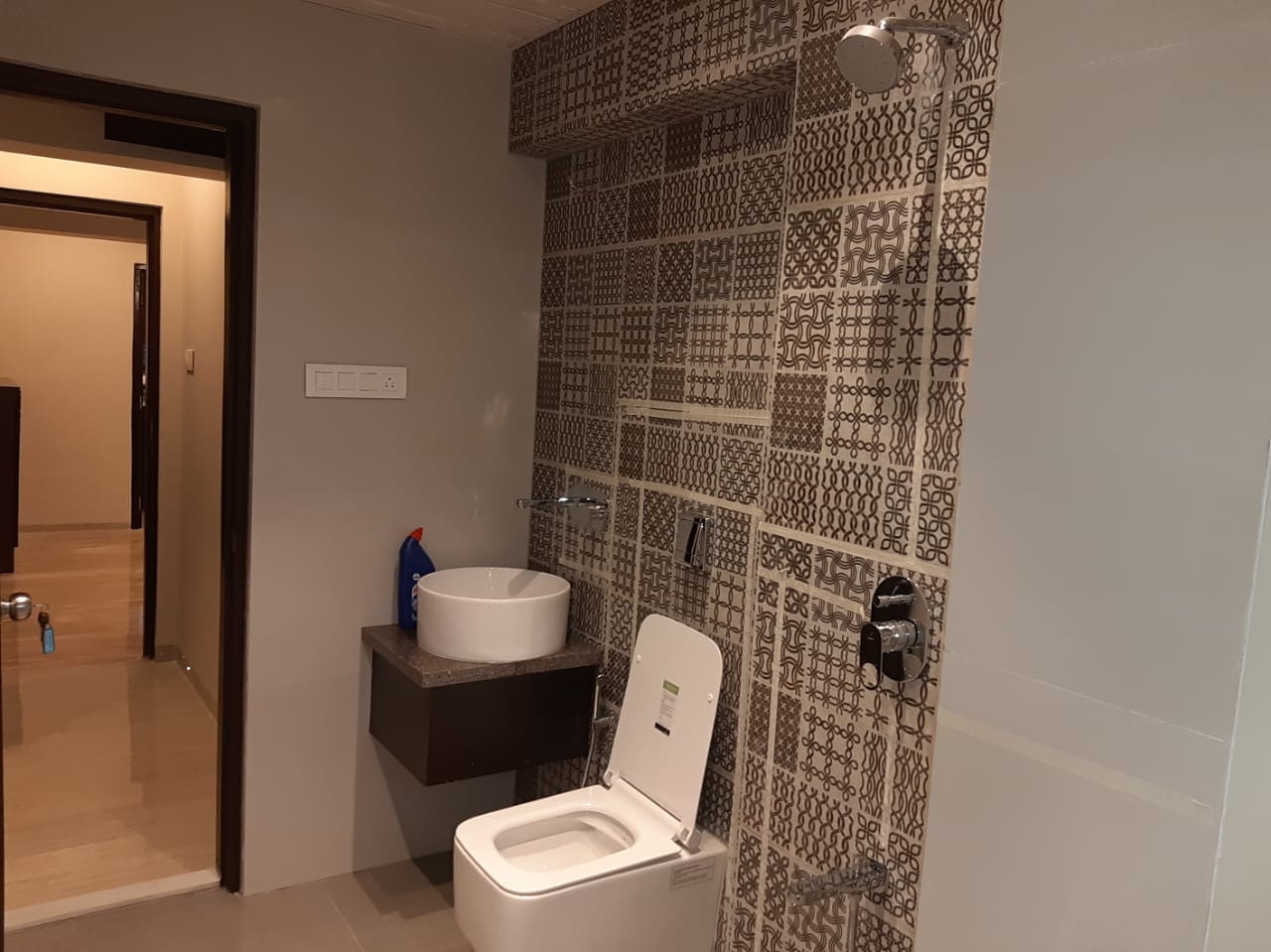 Master Bathroom1 - Everest Apartments, Bandra West