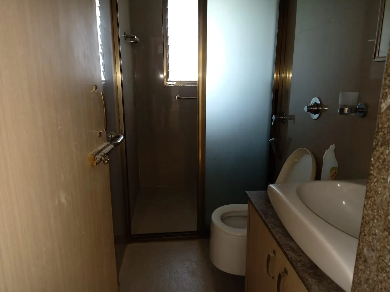 2 BHK Flats on Rent in Captain Villa, Bandra West