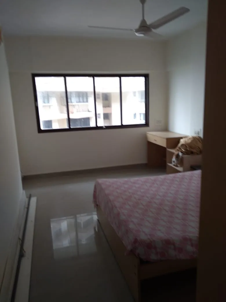 3 BHK Flats on Rent in Satnam Apartment, Cuffe Parade