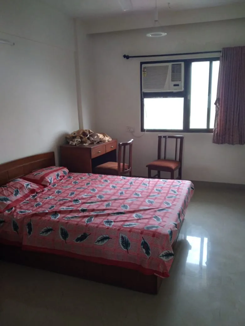 3 BHK Flats on Rent in Satnam Apartment, Cuffe Parade