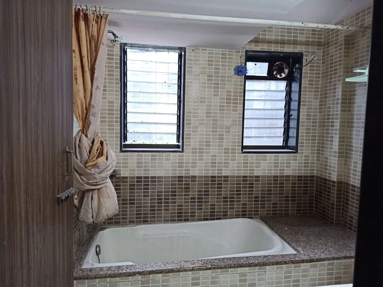 1 Flats for Sale in Padmavati Apartment, Andheri West