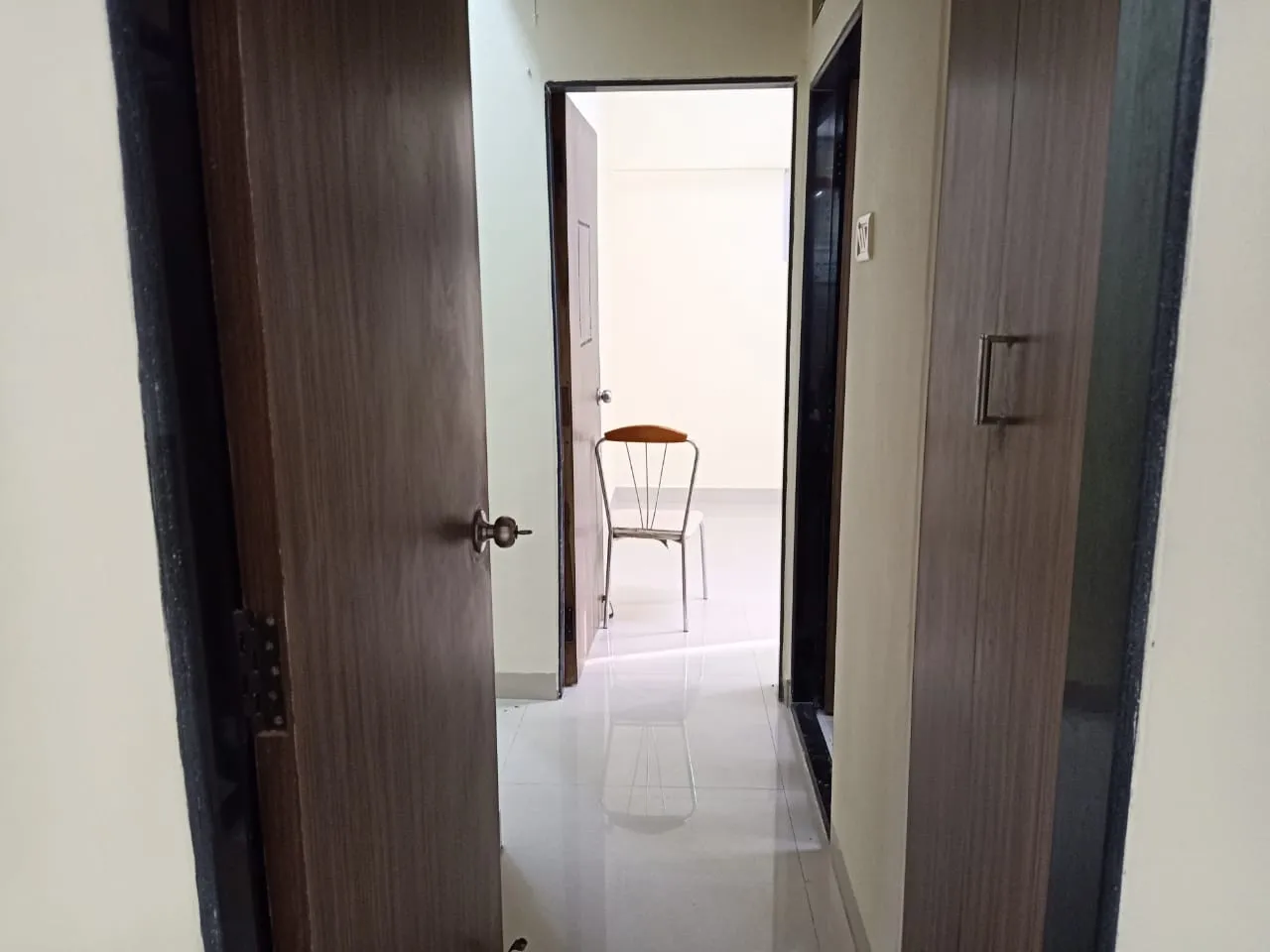 1 Flats for Sale in Padmavati Apartment, Andheri West