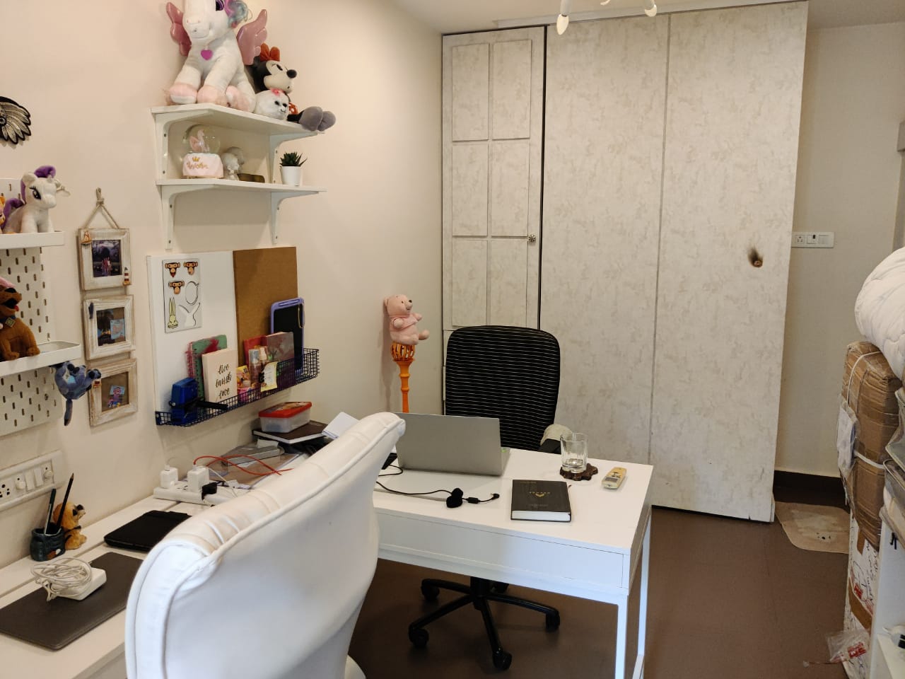 Bedroom 22 - Aashit Apartment, Juhu