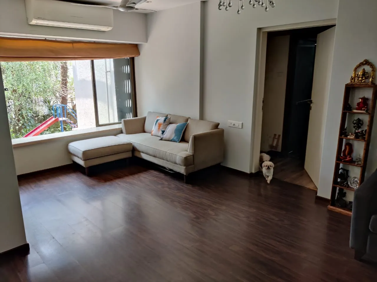 3 BHK Flats on Rent in Aashit Apartment, Juhu