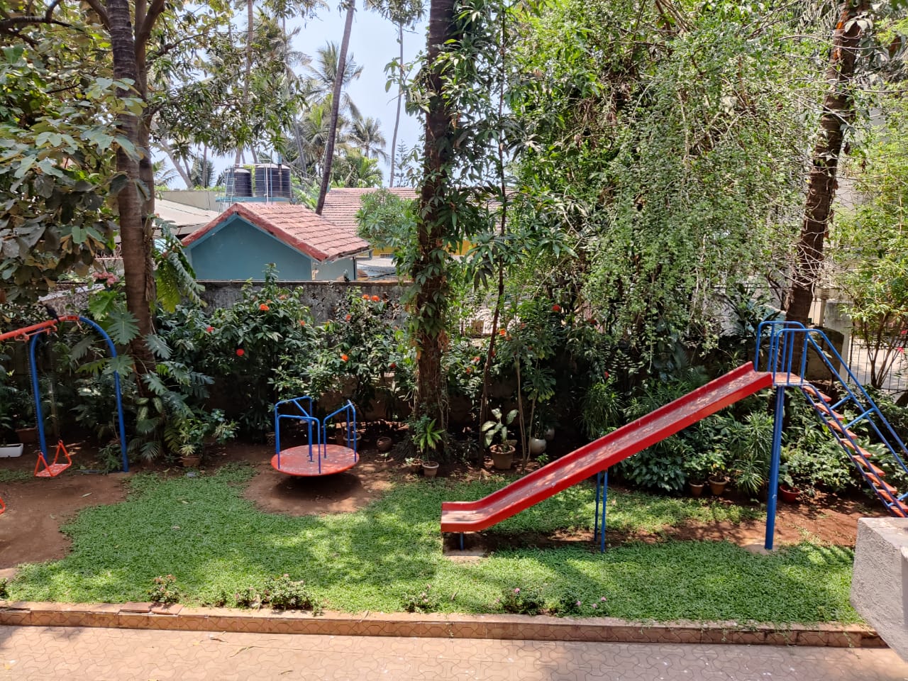 Aashit Apartment, Juhu