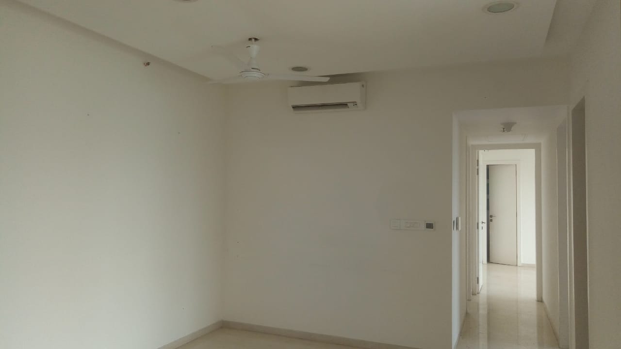 Building1 - Lodha Fiorenza Roma, Goregaon East