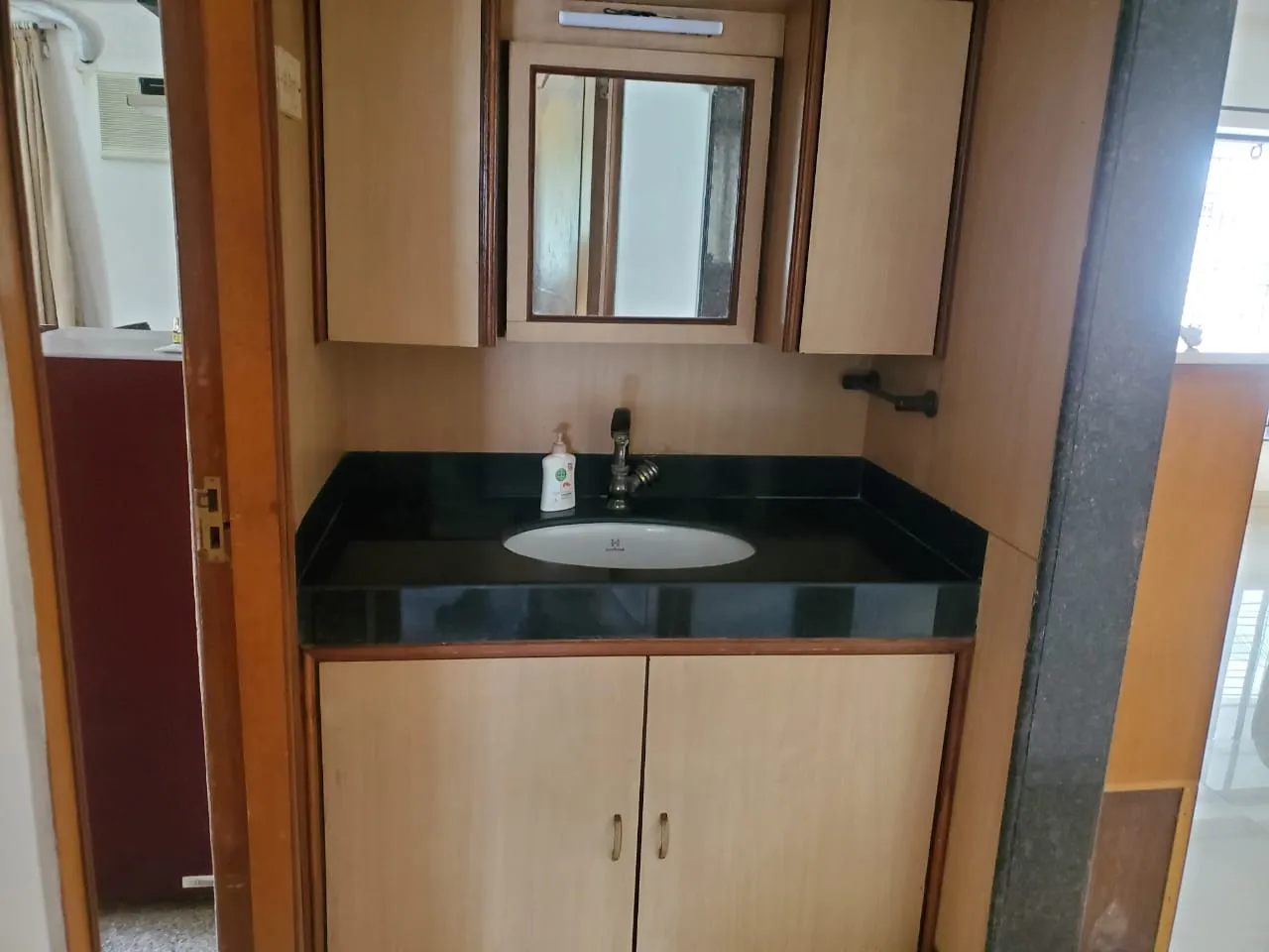 3 BHK Flats on Rent in Vijaya Apartment, Juhu