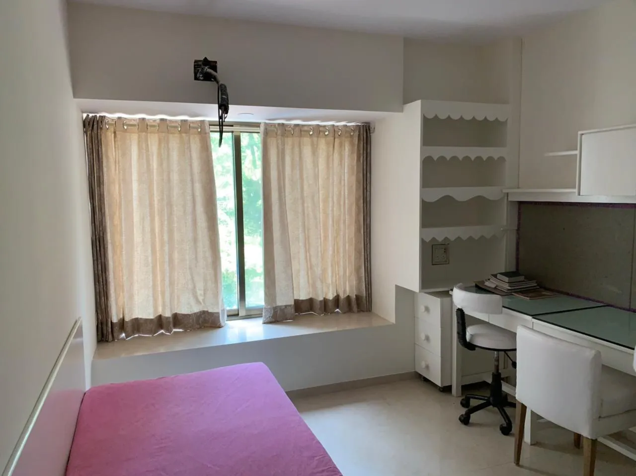 3 BHK Flats on Rent in Mittal Park, Juhu