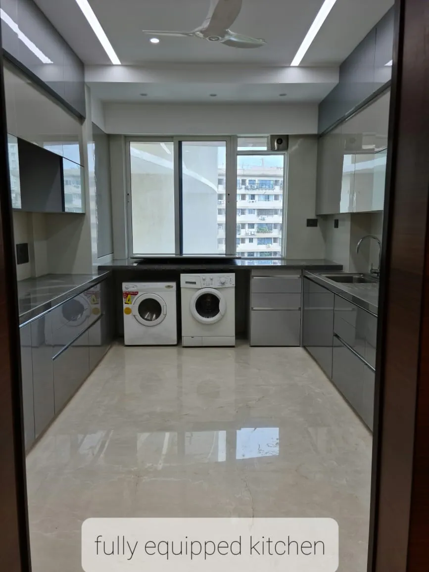 4BHK Flats for Sale in Joy Legend, Khar West
