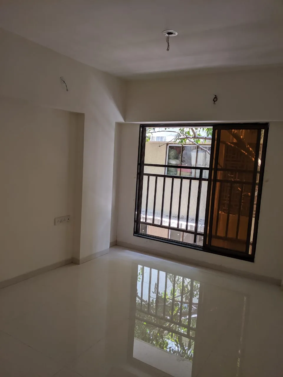2 BHK Flats on Rent in Gokul Mohan, Santacruz West
