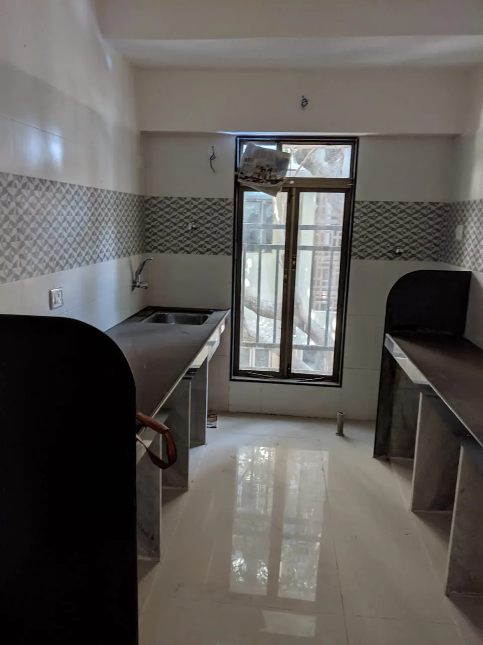 2 BHK Flats on Rent in Gokul Mohan, Santacruz West