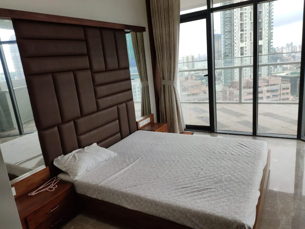 4 BHK Flats on Rent in Omkar 1973, Worli