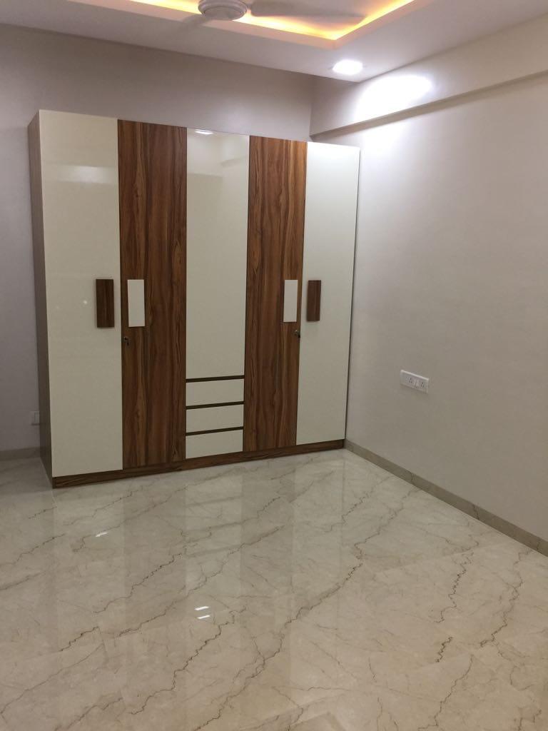 Bedroom 22 - Neumec Chandelier Court, Worli