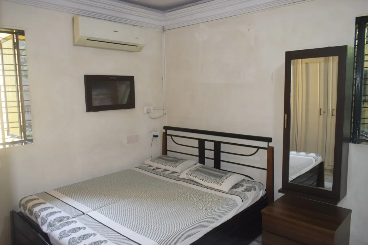 2 Flats on Rent in Juhu Sameep, Juhu