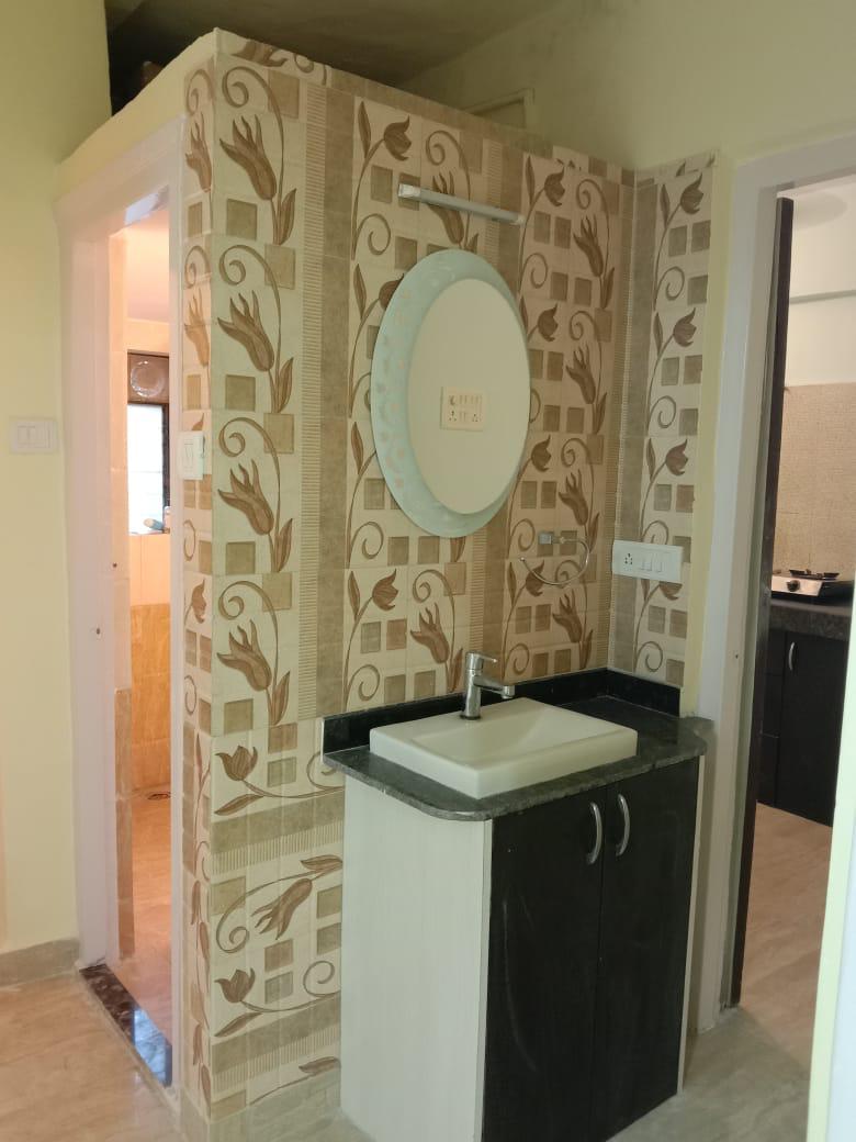 Master Bathroom1 - North Bombay Society, Juhu
