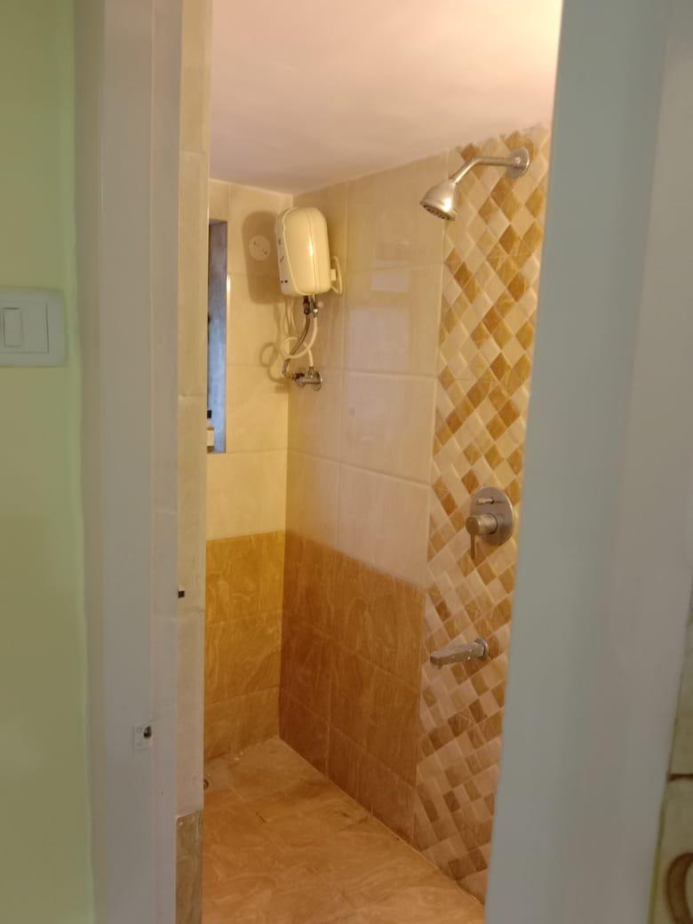 Master Bathroom2 - North Bombay Society, Juhu