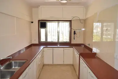 3.5 BHK Shraddha Suman, Juhu — for Rent — photo 2 thumbnail