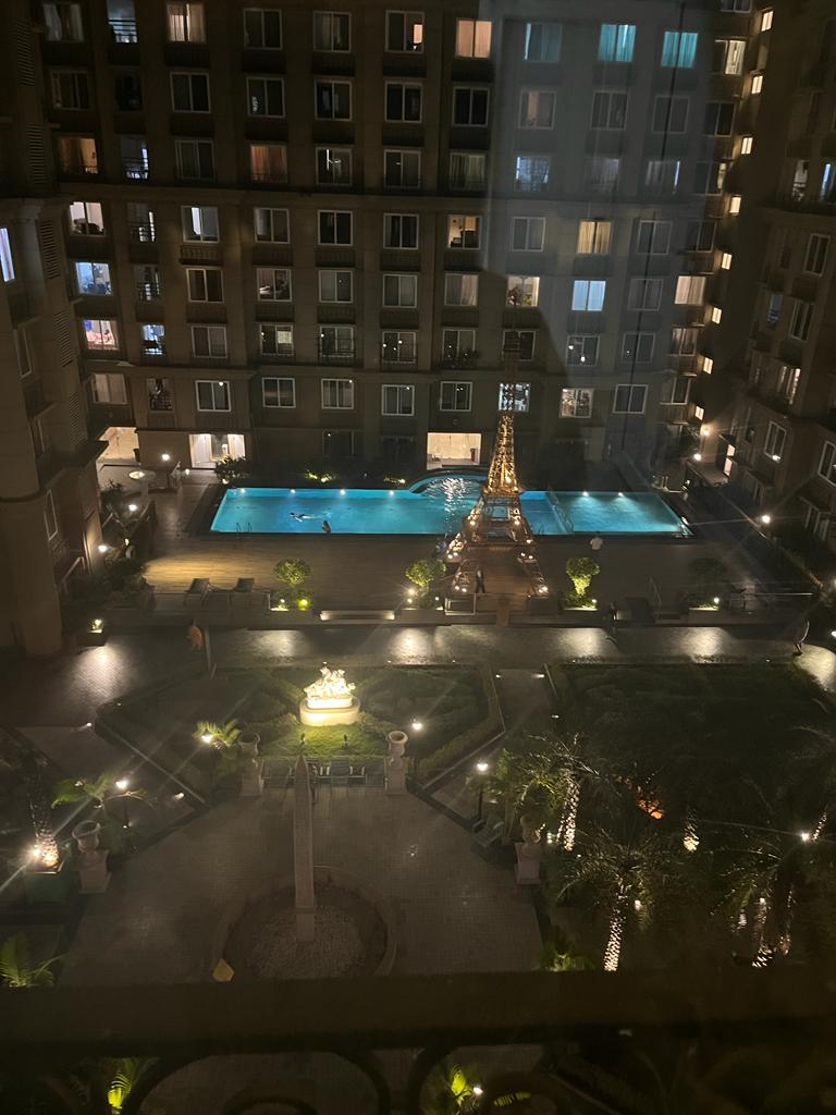 10 - Kanakia Paris, Bandra East