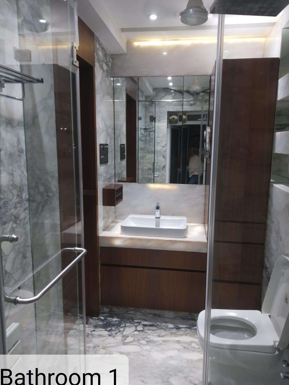 Bathroom 25 - Valencia, Juhu