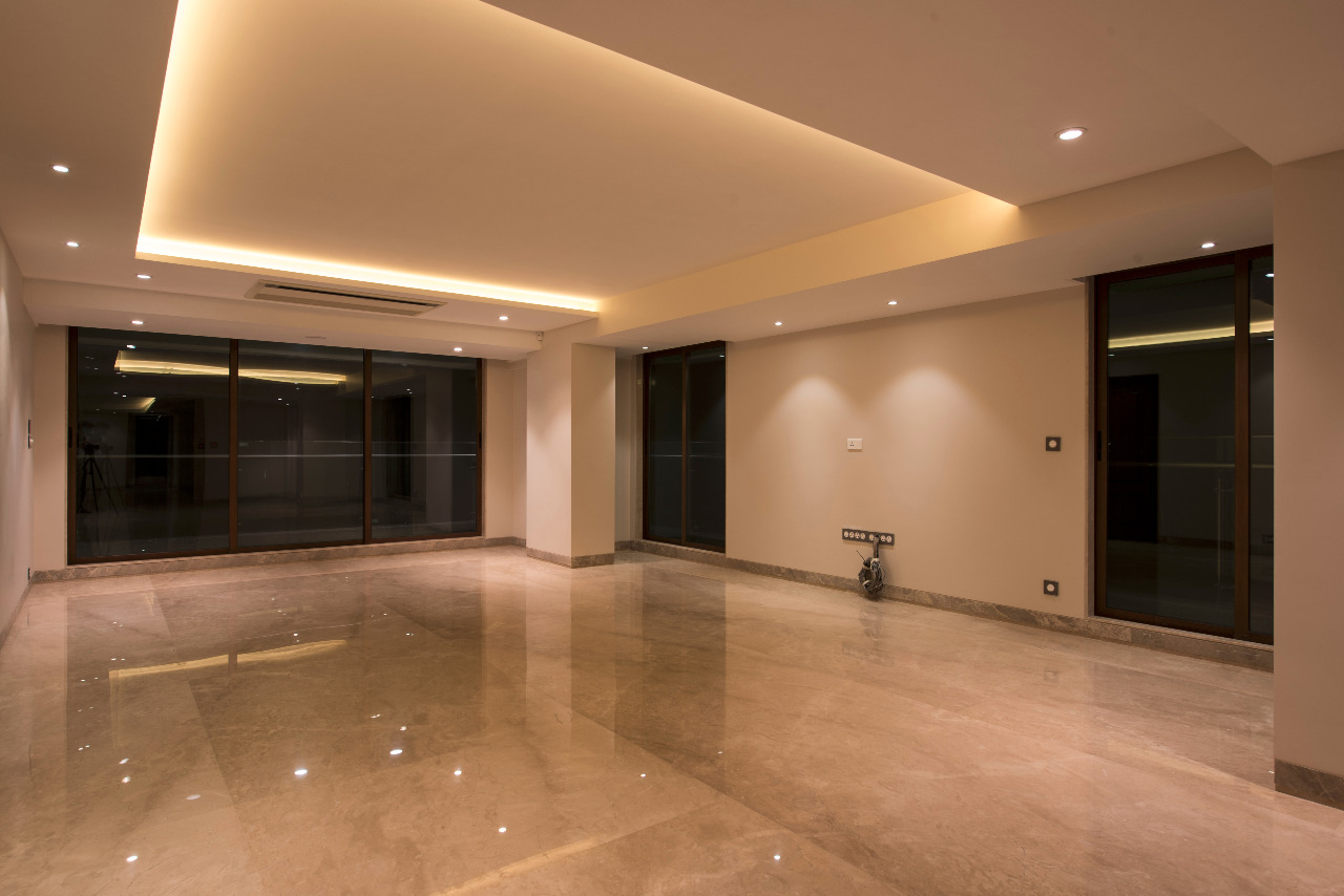 2 - Khushi Belmondo, Santacruz West