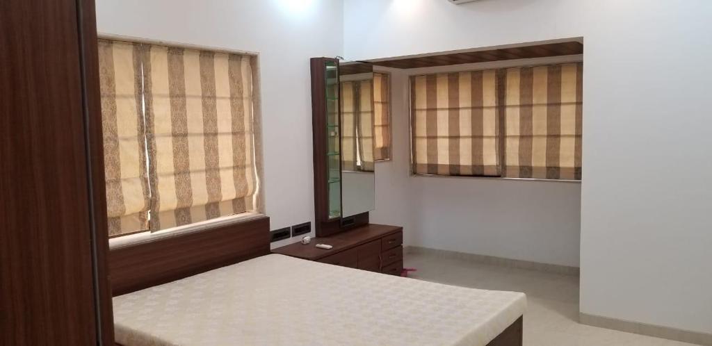 2 BHK Fully Furnished in Sukhmani , Kemps Corner