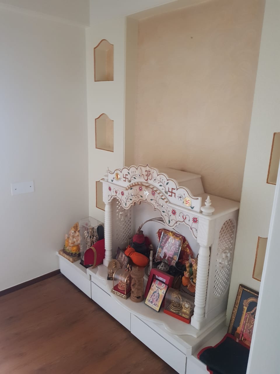 4 BHK Flats on Rent in Springfield 2, Andheri West