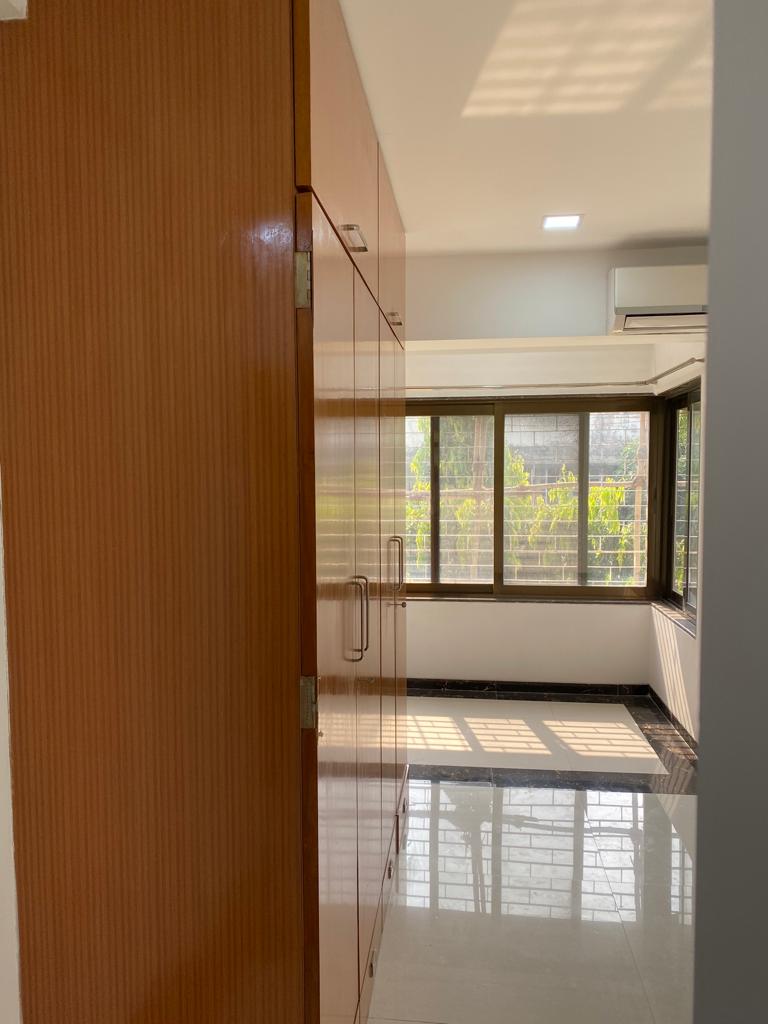 17 - Apsara Cosmopolitan, Bandra West