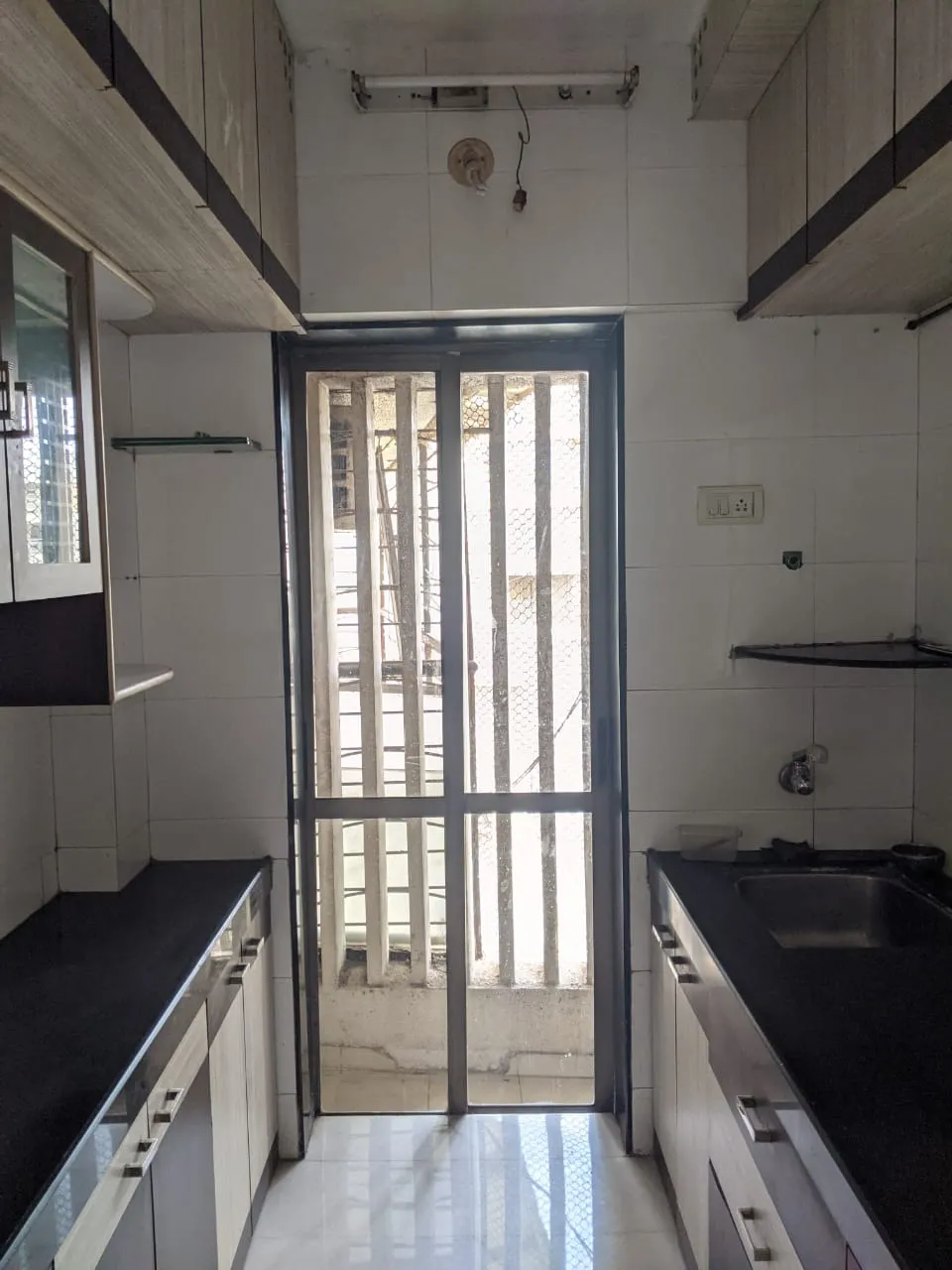 3 BHK Flats on Rent in Aditya, Juhu