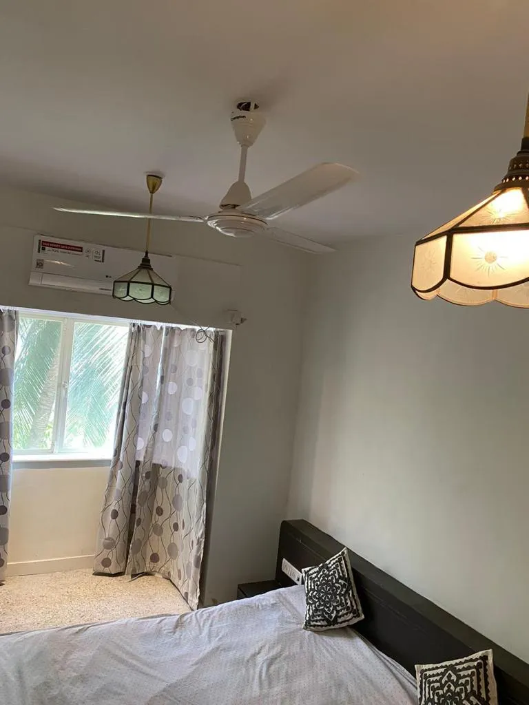 2 BHK Flats on Rent in Maneck Mahal, Juhu