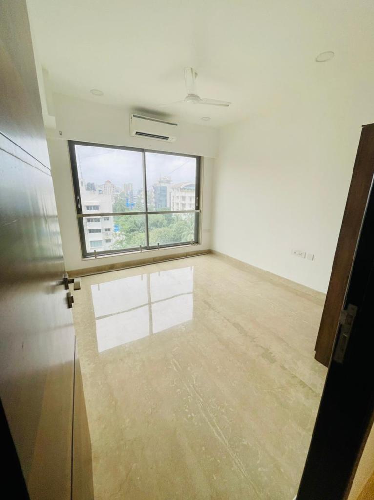 8 - 36Ab, Bandra West