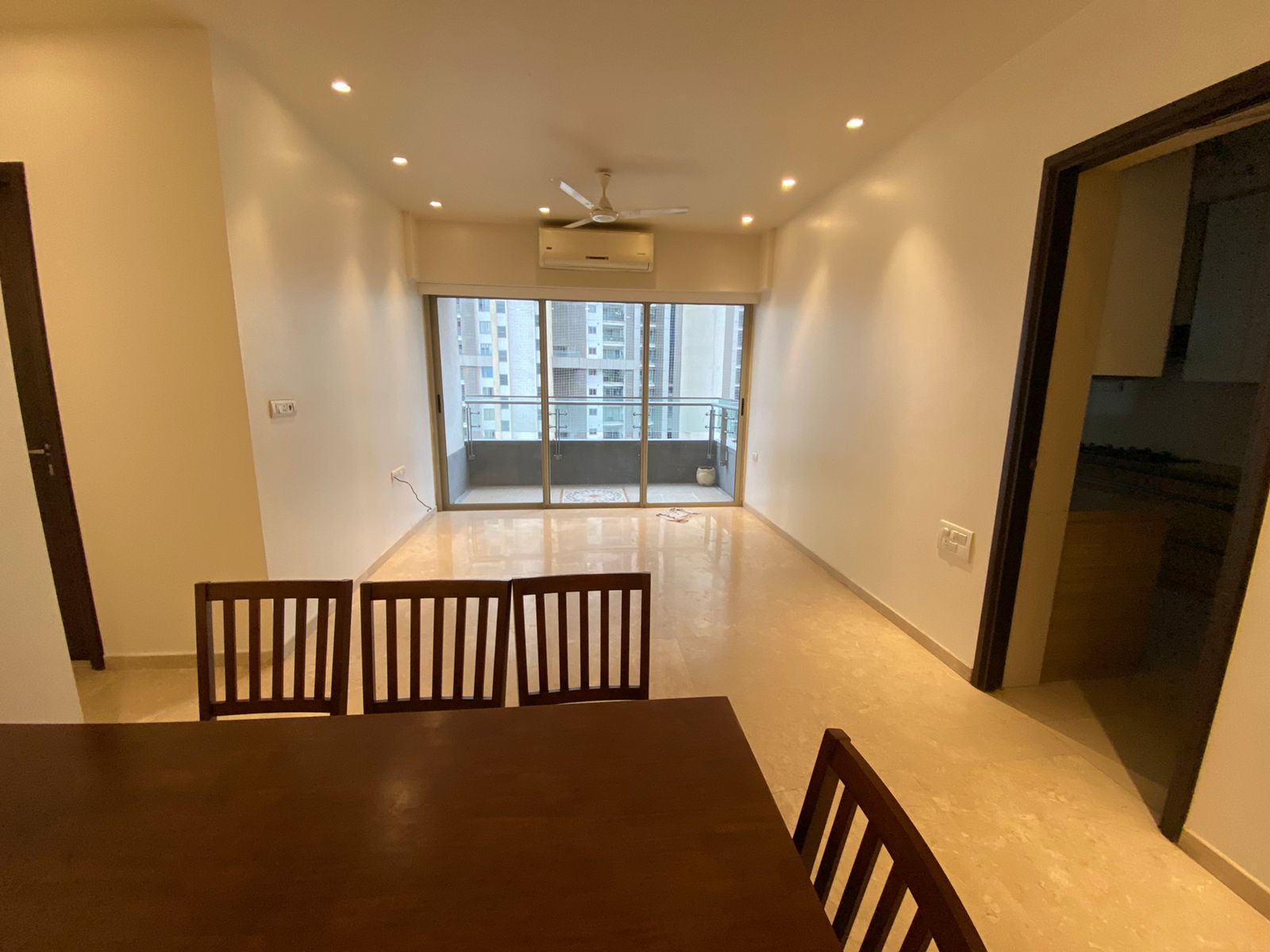 03 - Lodha Primero, Mahalaxmi