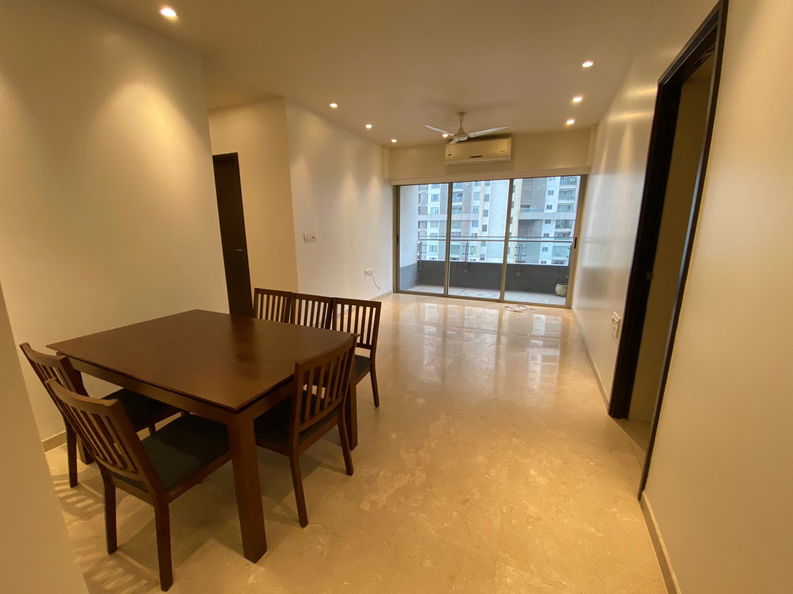 04 - Lodha Primero, Mahalaxmi