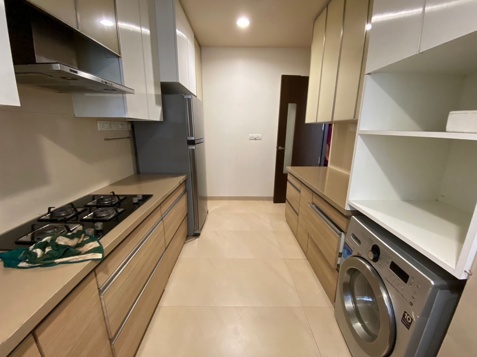 12 - Lodha Primero, Mahalaxmi