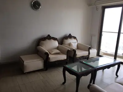 Living Room — photo 3 thumbnail
