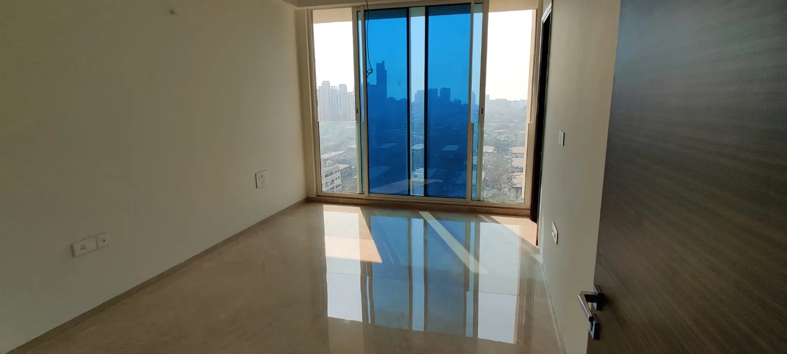 4 BHK Flats on Rent in Raheja Imperia, Worli