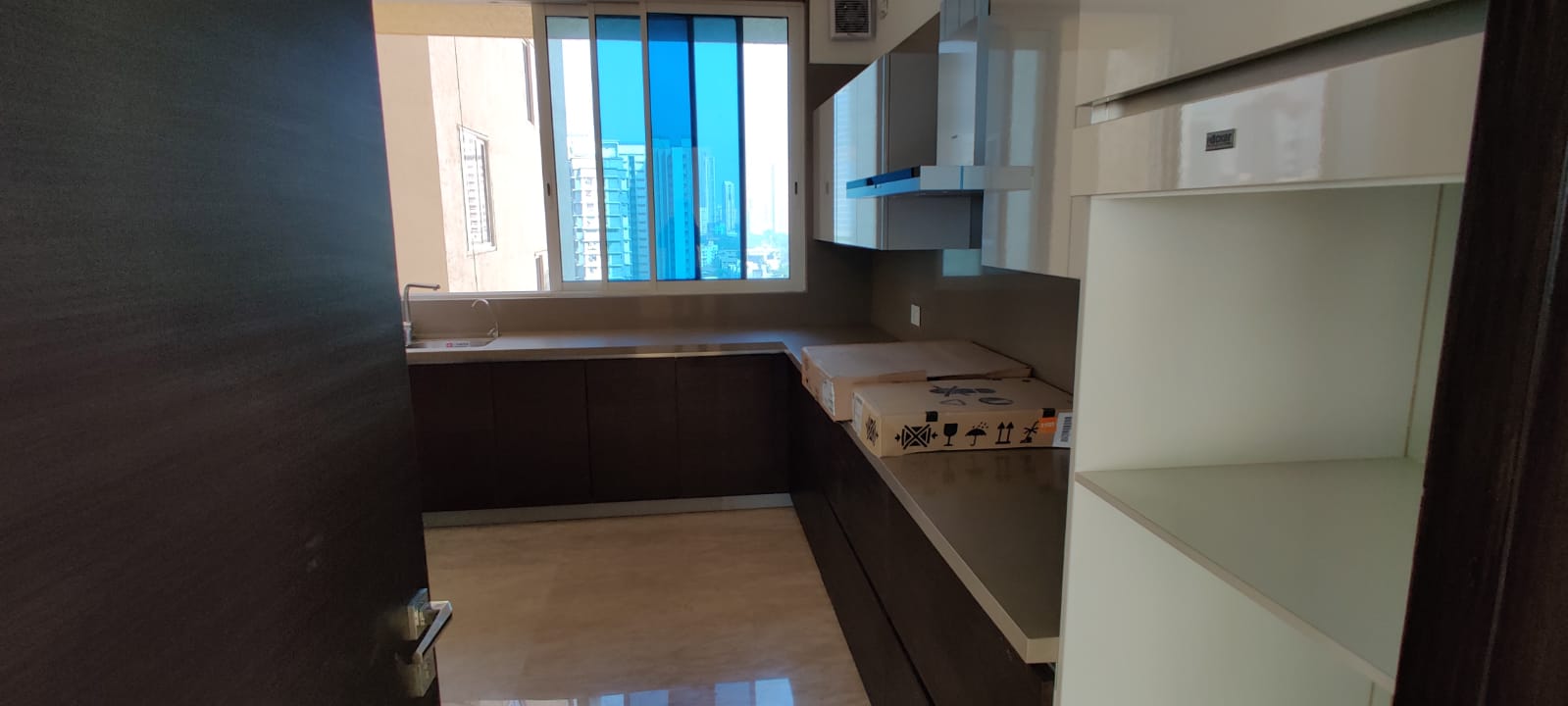 8 - Raheja Imperia, Worli