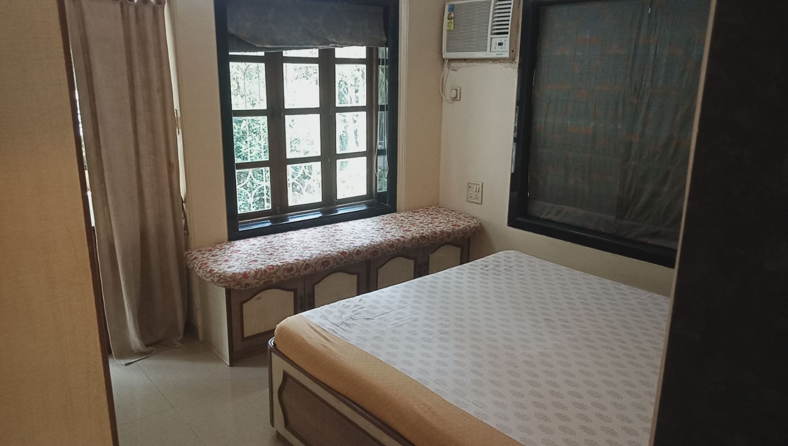 5 - Chandangiri , Santacruz West