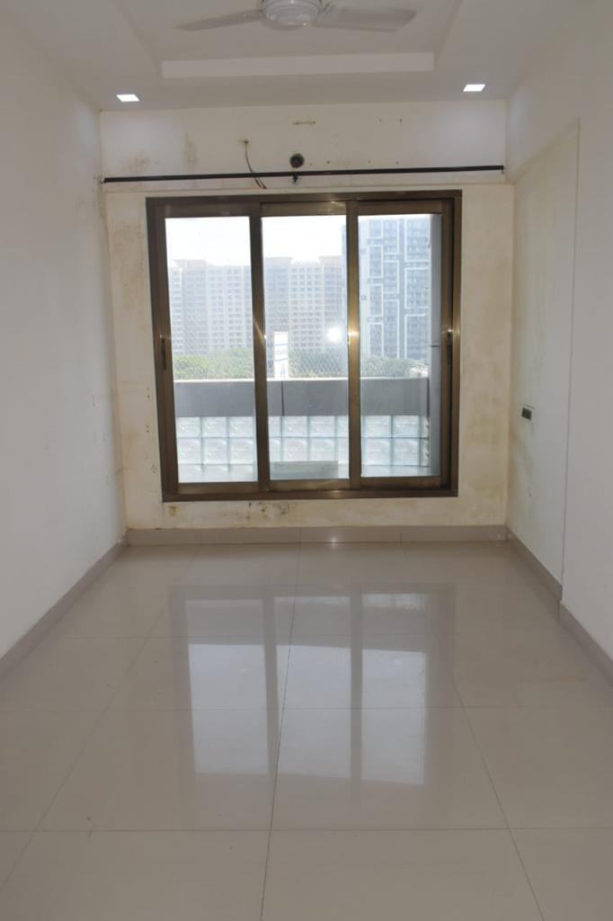 07 - Rna Azzure, Bandra East