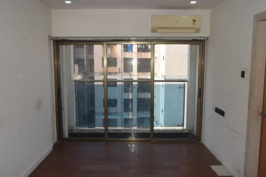 11 - Rna Azzure, Bandra East