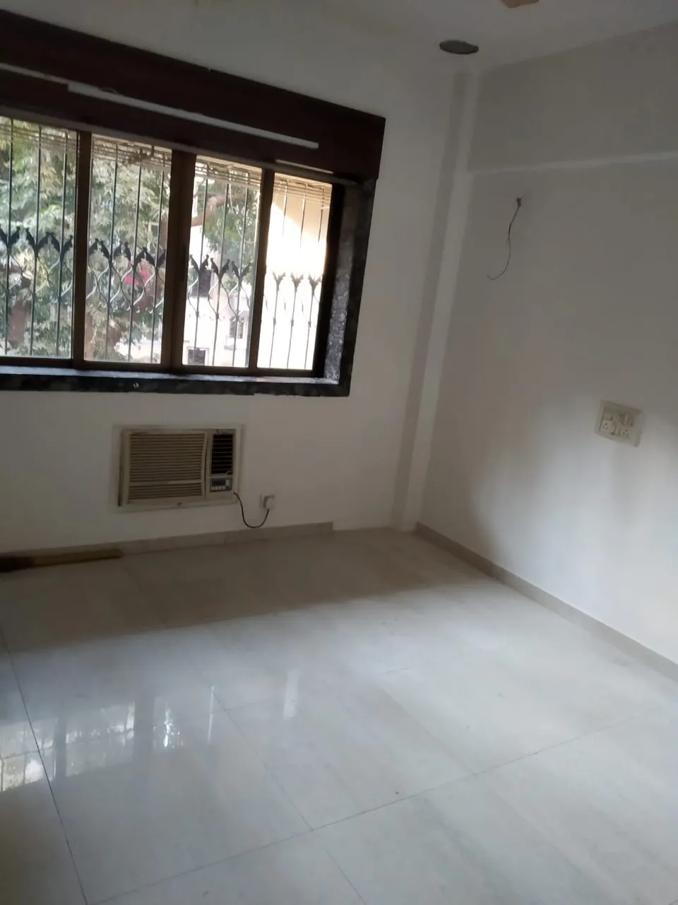 3 BHK Flats for Sale in Moraba Mansion, Bandra West