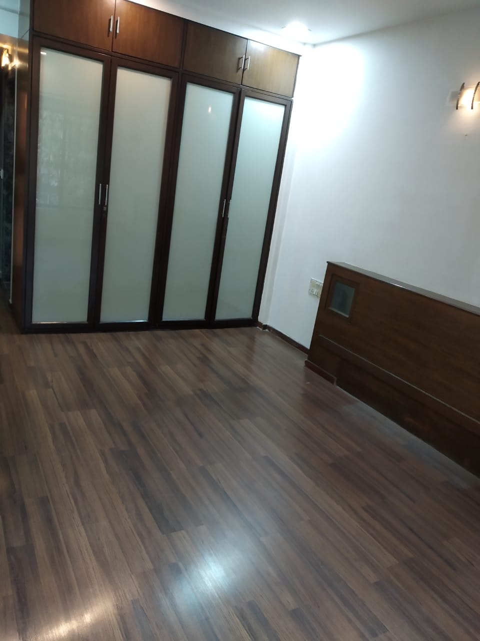 08 - Moraba Mansion, Bandra West