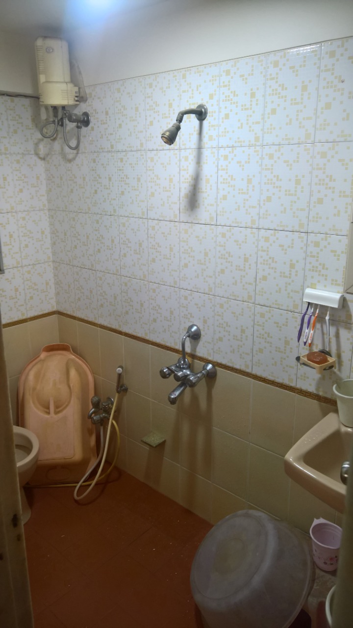 3 BHK Grace Classic, Khar West — for Rent — photo 9