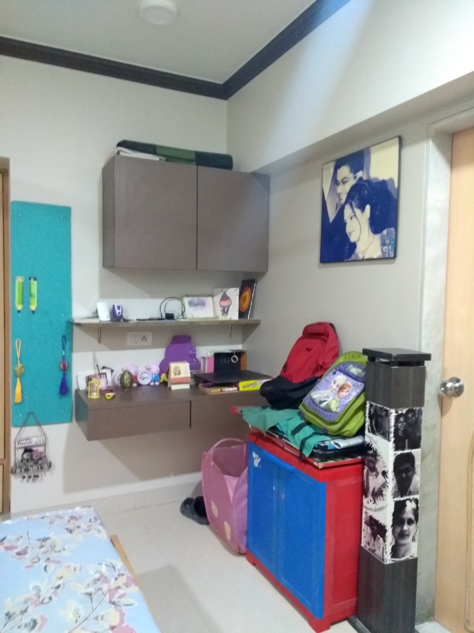 9 - Grace Classic, Khar West