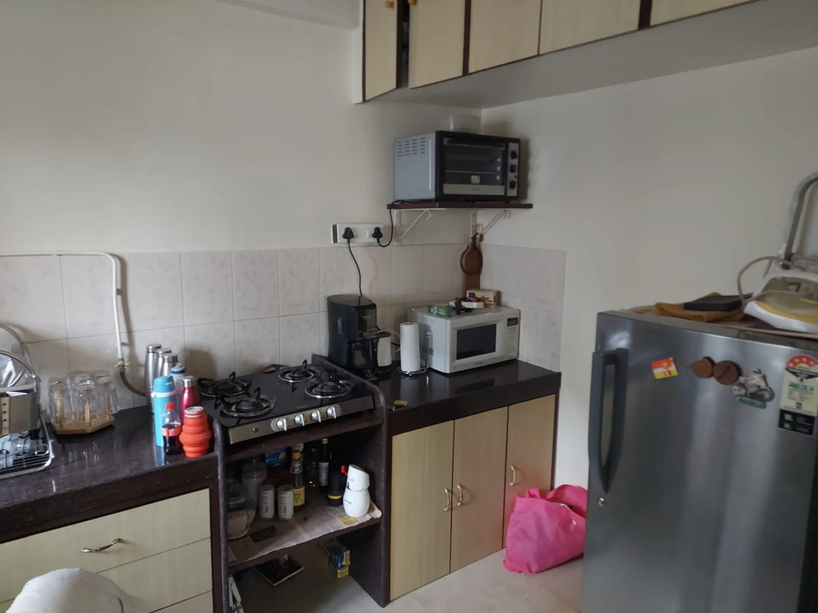 2 BHK Flats on Rent in Vindhyachal, Bandra West