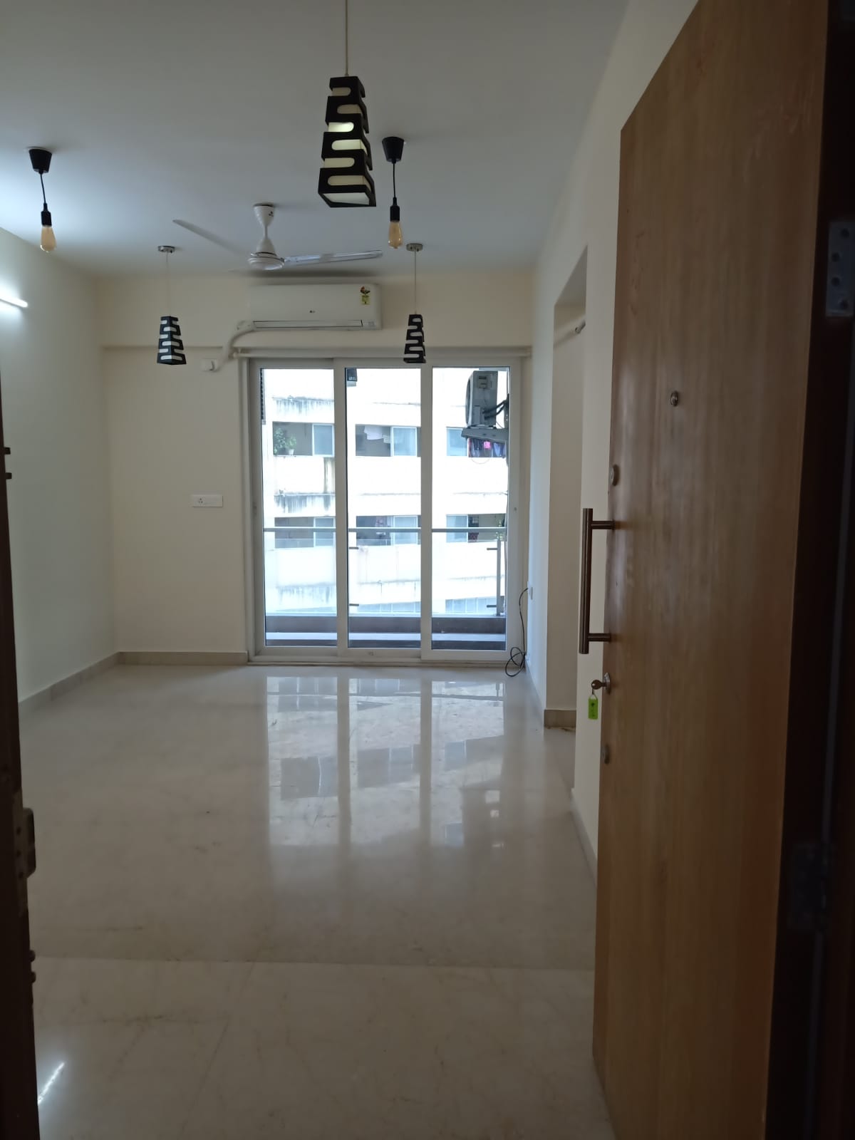 4 - Hubtown Sunstone, Bandra East